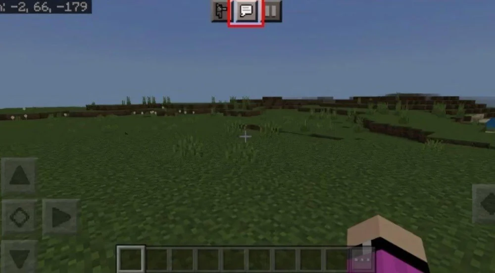 Hướng dẫn mở khung chat để nhập lệnh trong Minecraft